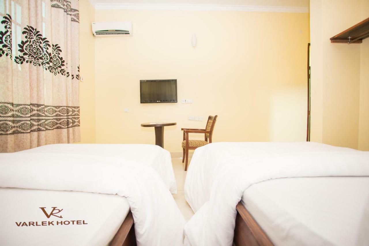 Varlek Hotel Dar es Salaam Exteriér fotografie