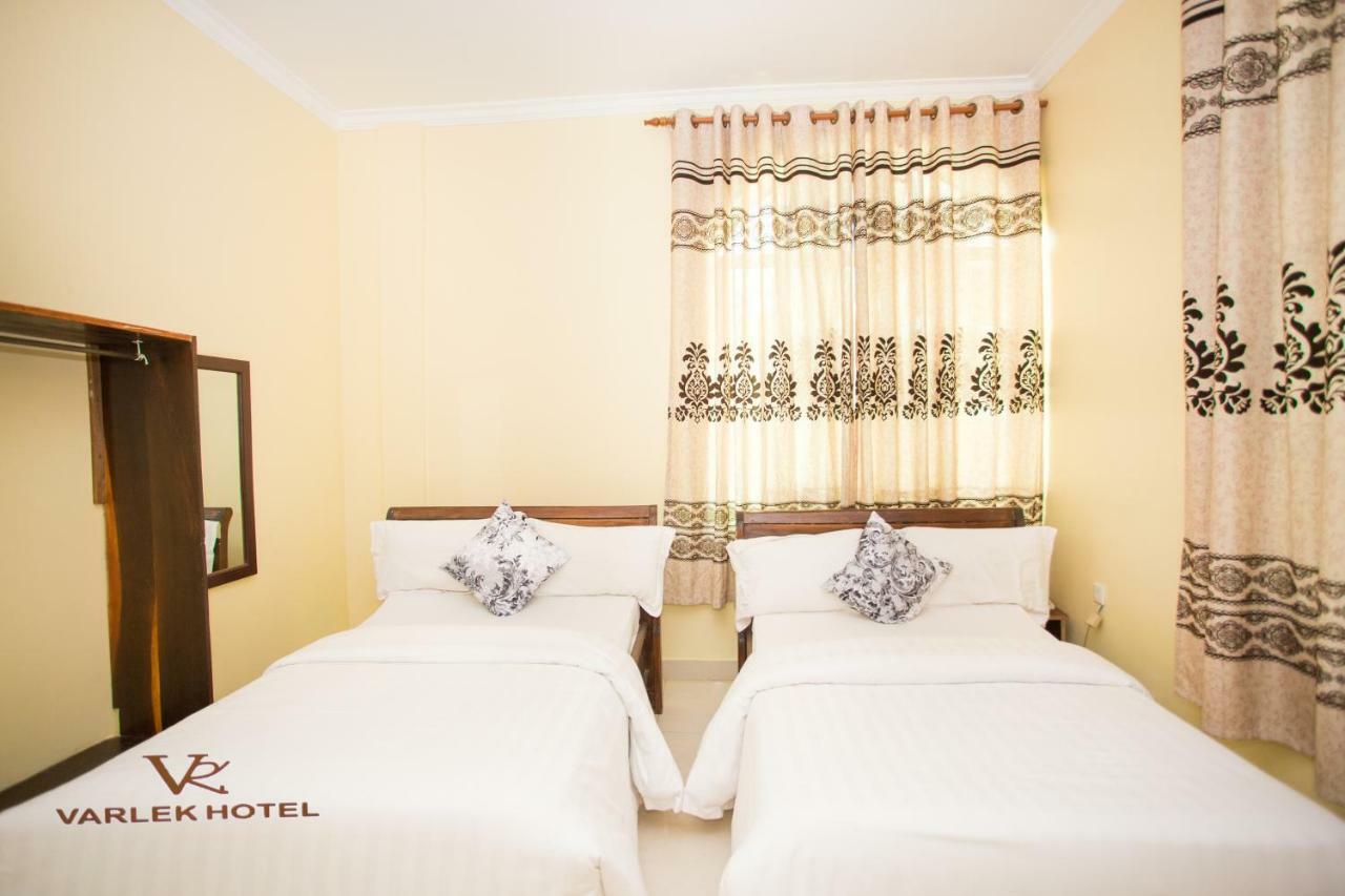 Varlek Hotel Dar es Salaam Exteriér fotografie