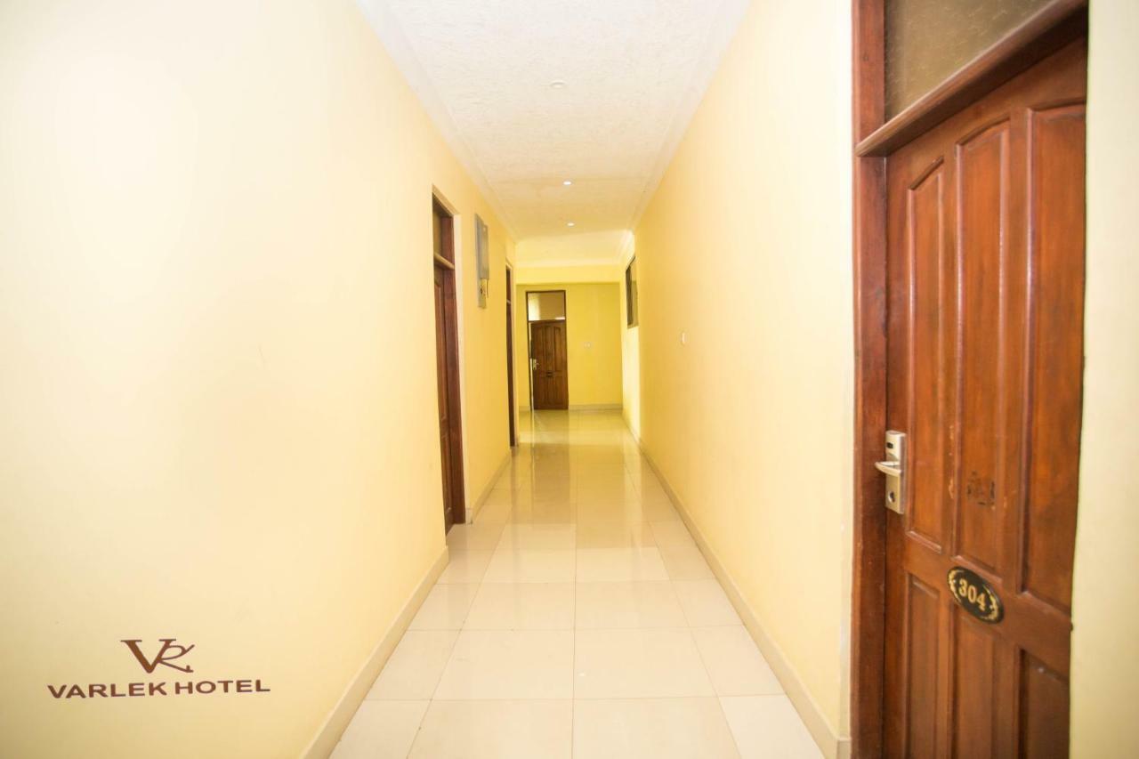 Varlek Hotel Dar es Salaam Exteriér fotografie