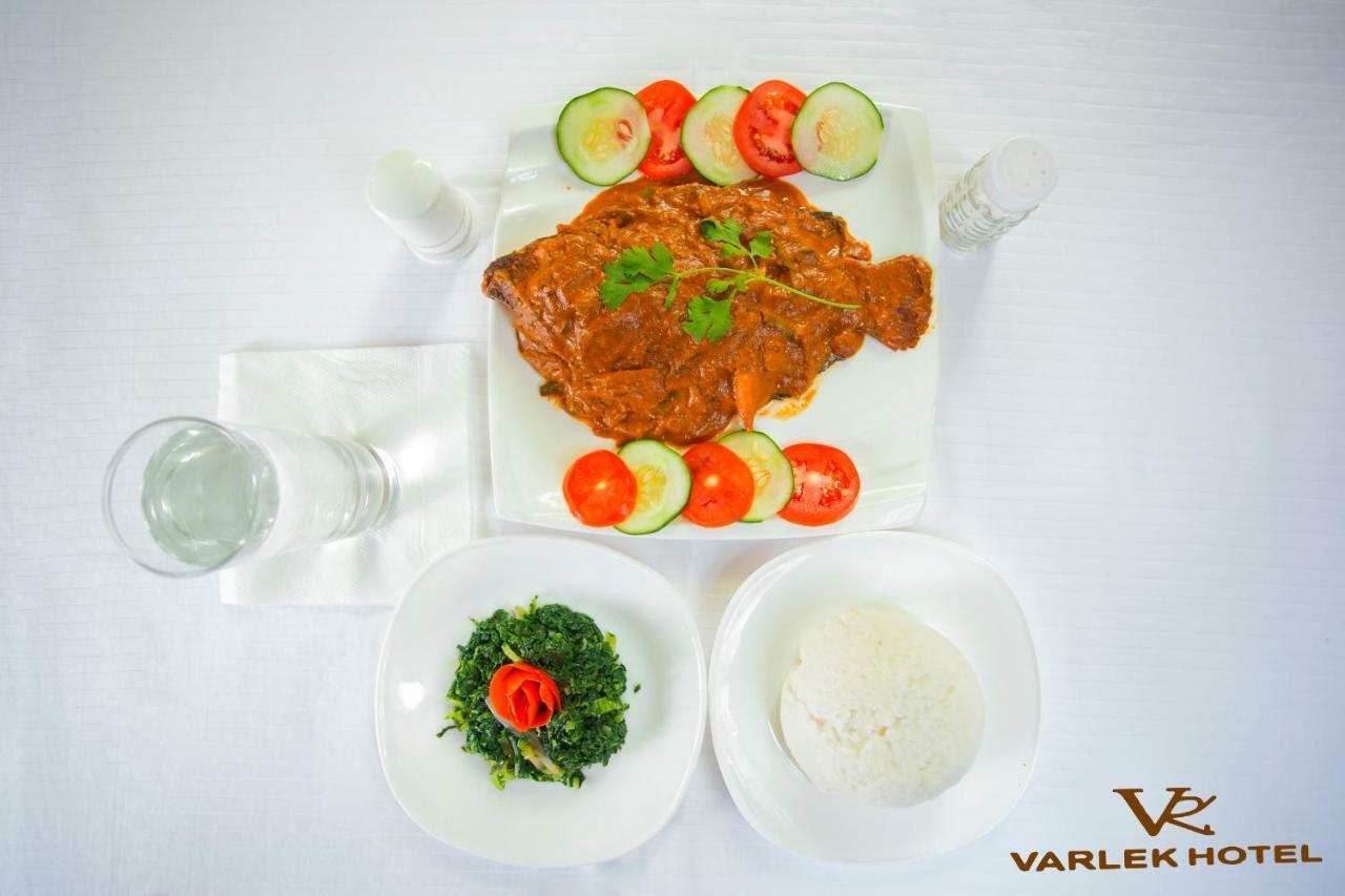 Varlek Hotel Dar es Salaam Exteriér fotografie